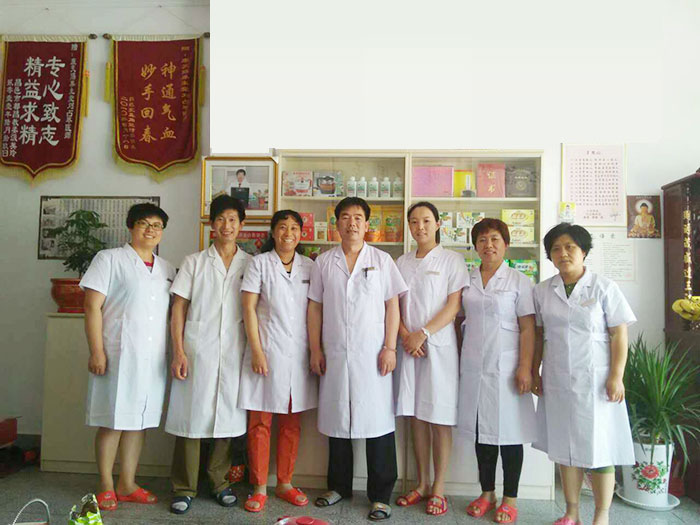 院长与学员留影