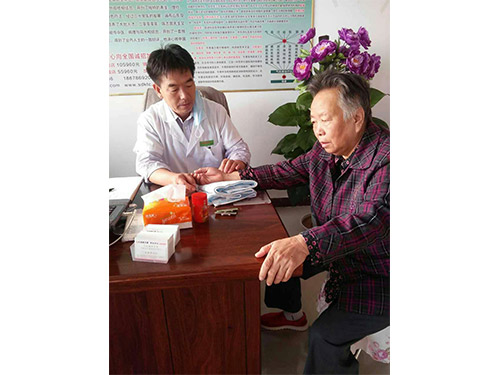 院长诊断肝切除心脏病患者